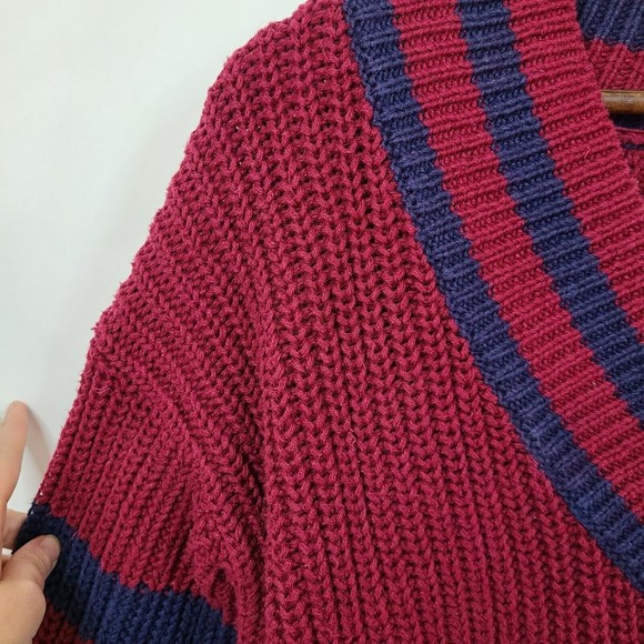 Weekend Knit V Neck Striped Sweater Womens - Picture 3 of 4